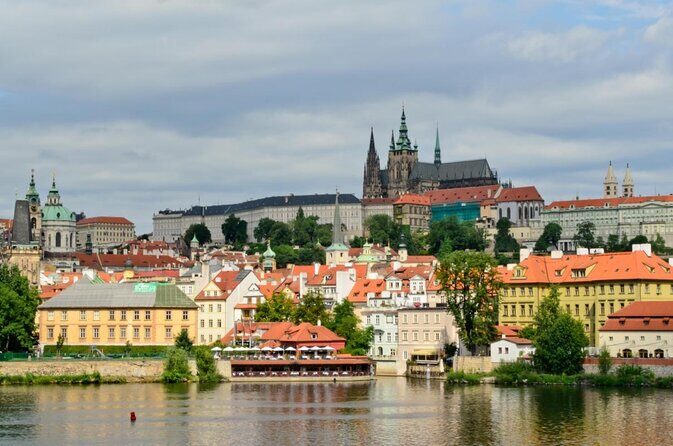 Regensburg to Prague Private Transfer - An In-Depth Look at the Regensburg to Prague Private Transfer