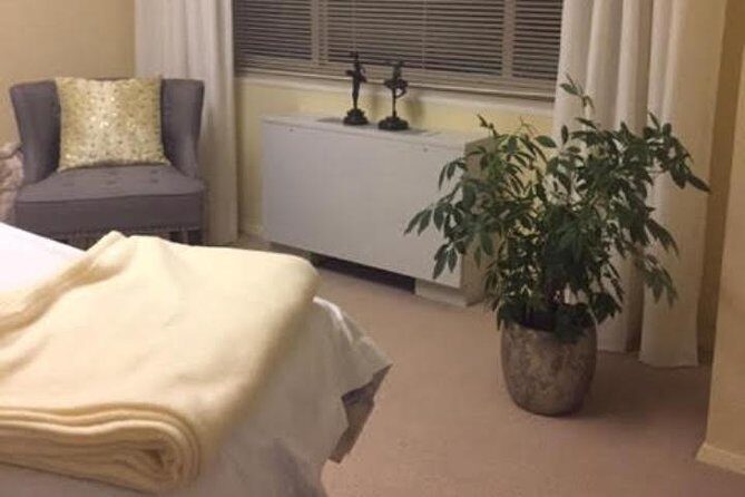 Reiki Energy Healing Session - The Practical Details: How the Session Runs