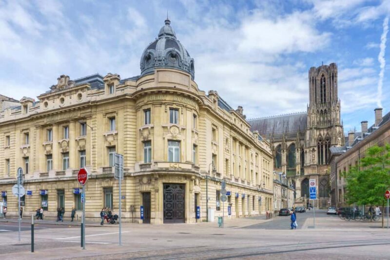 Reims: 2-hour Best Intro Walking Tour with a Local - Key Points