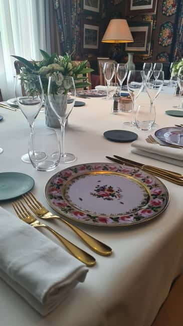 Reims : Discovery Small producers Champagne Day tour - Key Points