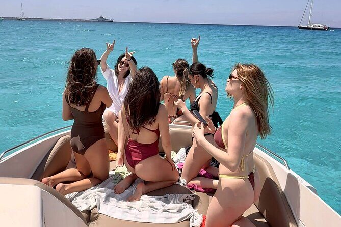 Relax by Boat with Paddle Surfing and Snorkeling in San Antonio - FAQs