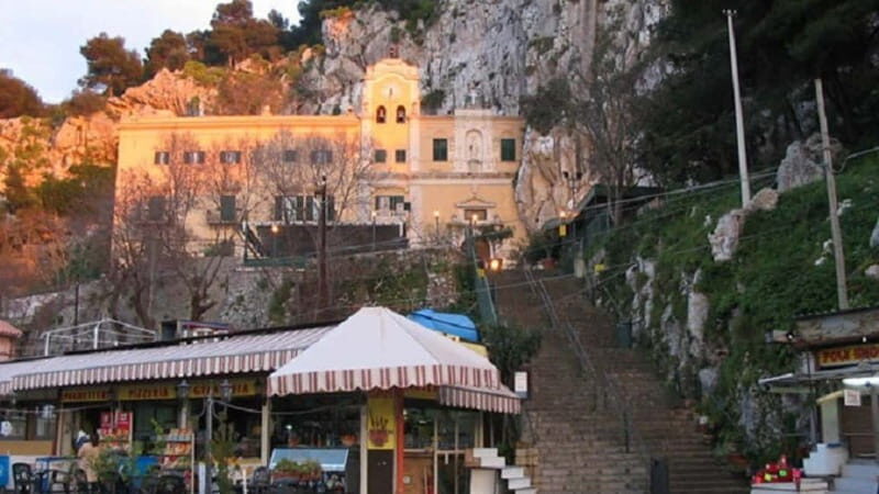 Relax in Mondello and Sanctuary in Monte Pellegrino - Key Points