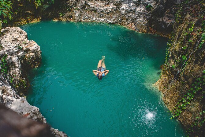 Relaxation activity in two cenotes with food included. - Key Points