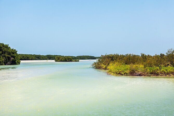 Relaxing private boat tour to Cabo Catoche with fishing - The Value of this Private Boat Experience