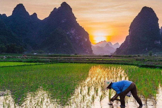 Remarkable Vietnam 14 Days - Hanoi, Sapa, Halong Bay, Ho Chi Minh - An In-Depth Look at the 14-Day Itinerary