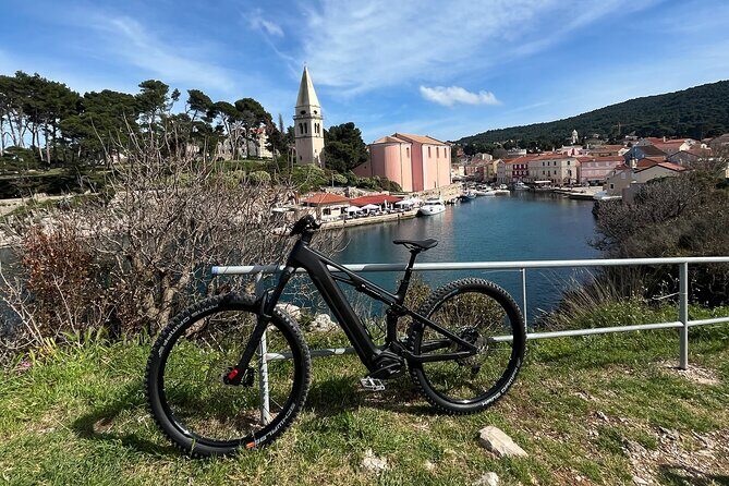 Rent a Bike Loinj - Explore the island with premium e-Bikes - Key Points