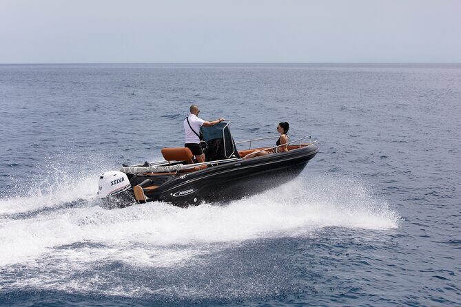 Rent a boat - Exploring Santorini by Boat: What to Expect