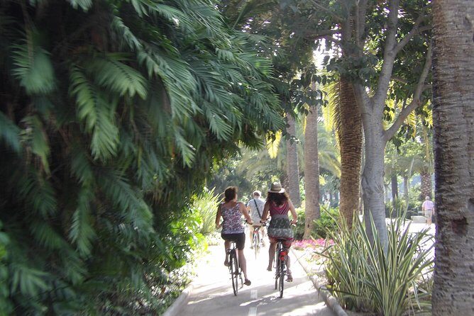 Rent a City Bike: Full Day 24 hours - Frequently Asked Questions