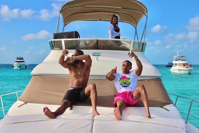 Rent a Private 46ft Yacht in Cancun - A Deep Dive into the Private Yacht Experience
