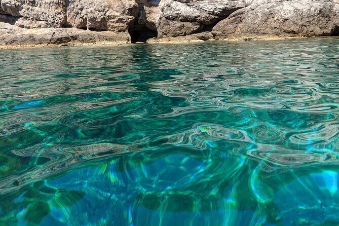 Rent a speedboat without skipper - discover beauties by yourself - Authentic Experiences from Reviewers