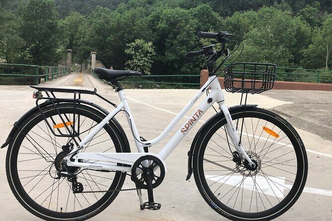 Rental of electric bicycles, personalized routes guided by GPS - What to Expect From the Experience