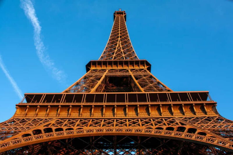 Reserved Access Eiffel Tower Tour Trocadero & Champagne - Practical Details and What to Expect