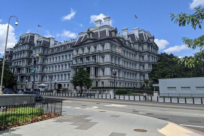 Residences of the Presidentses Walking Tour: Lafayette Square & Foggy Bottom - A Deep Dive into the Presidential Residences Walking Tour