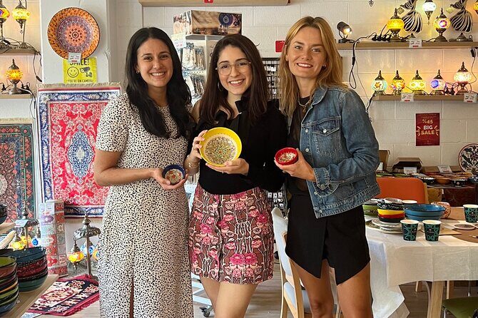 Resin Art Classes Brisbane: Cheeseboards & Coasters - The Experience in Detail