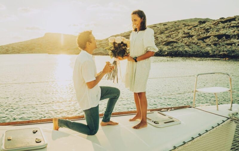 Rethymno: Sunset Catamaran Cruise with Wine and Snacks - What You Can Expect from the Sunset Catamaran Experience