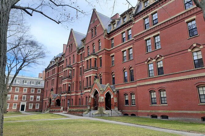 Revolutionary Tales: Boston, Cambridge, Lexington & Concord - Walking Through Boston and Cambridge: The Itinerary Breakdown
