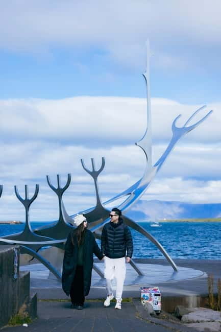 Reykjavik: City Walk Tours With Photography Services - Key Points