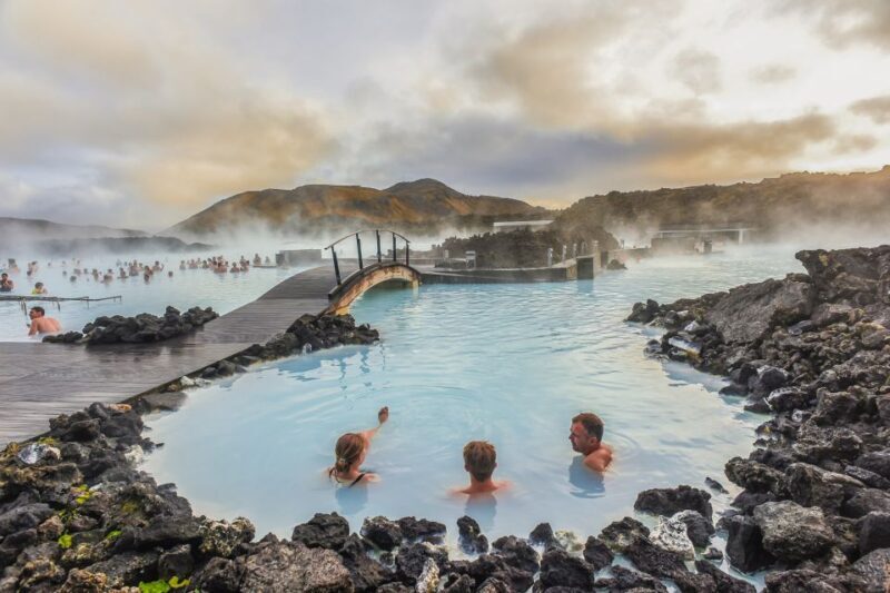 Reykjavík: Golden Circle, Blue Lagoon, and Aurora Tour - Key Points
