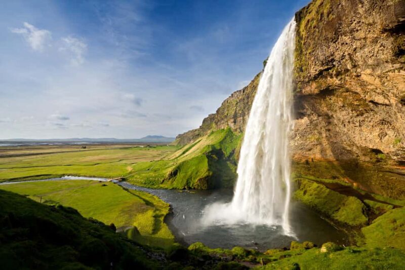 Reykjavík: Golden Circle Tour with Extra Waterfalls - Key Points