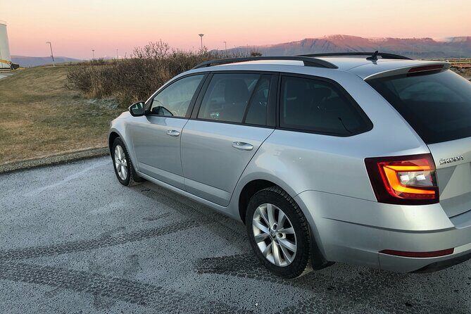 Reykjavik Iceland: Private Transfer to/from Keflavik Airport KEF - Key Points