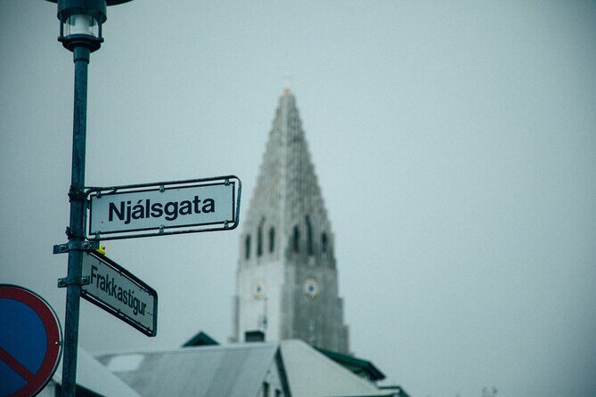 Reykjavik Scavenger Hunt and Highlights Self-Guided Tour - The Experience in Depth