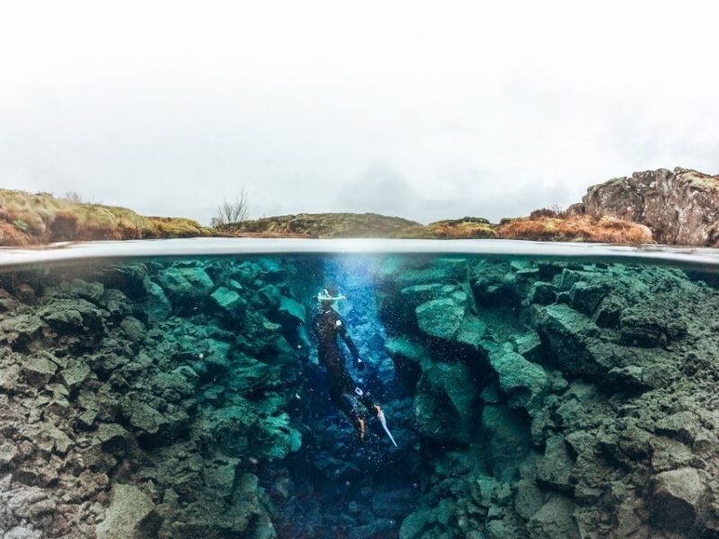 Reykjavik: Silfra Snorkel Tour & Fly Over Iceland VR Ticket - Snorkeling in Silfra