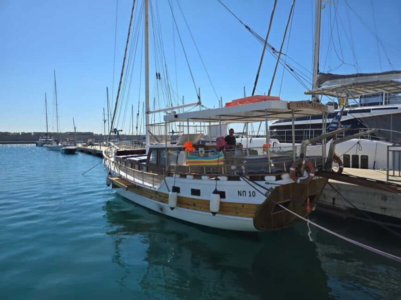 Rhodes: Bay to Bay, Including Drinks and BBQ - Key Points