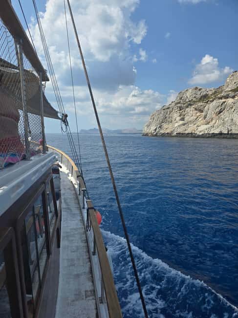 Rhodes: Bay to Bay, Including Drinks and BBQ - What Makes This Tour Stand Out