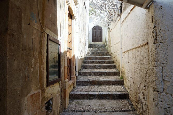 RHODES BEST INTRODUCTION - FOR FIRST TIME VISITORS - HALF DAY - Up to 4 People - Who Should Book This Tour?