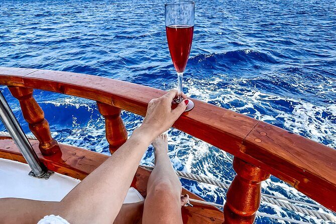Rhodes Day Cruise (with lunch & unlimited drinks) 5,5 Hours - Frequently Asked Questions