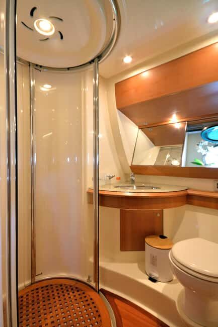 Rhodes private yacht tour - Key Points