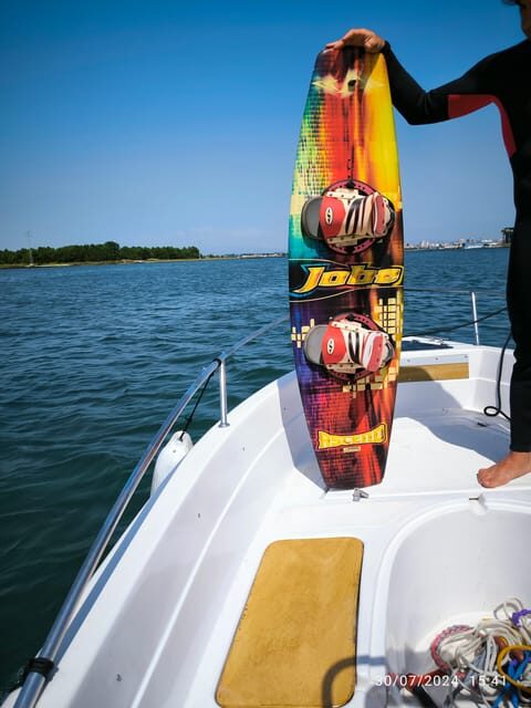 Ria de Aveiro Wakeboard Experience - What Makes the Ria de Aveiro Wakeboard Experience Stand Out?