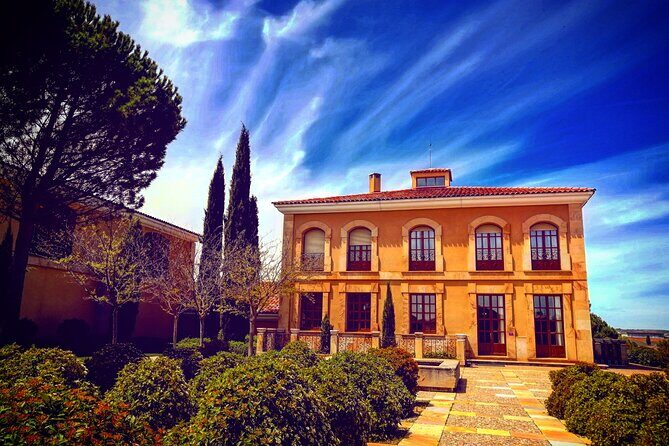 Ribera del Duero Tour: 4 Wineries Visit, Wine Tasting & Lunch - FAQs