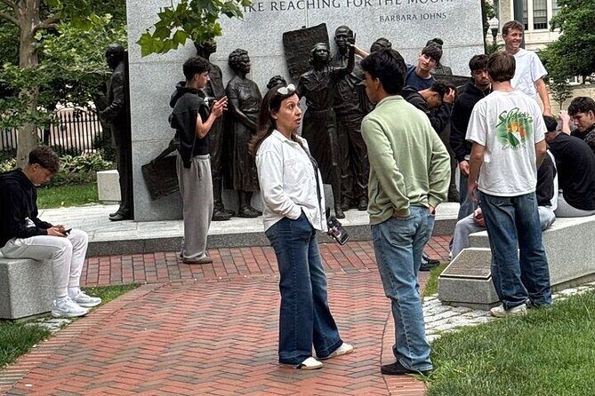 Richmond Puzzling Adventure Scavenger Hunt Walking Activity - Who Will Love It?