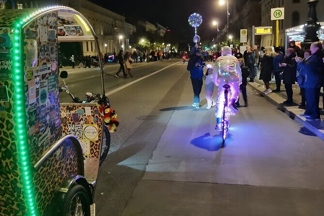 Rickshaw Private Sightseeing City Tour Berlin - The Sum Up