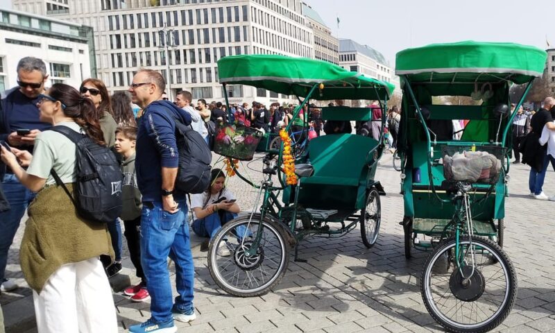 Rickshaw shared Guide Tour in small groups - An Authentic Way to Discover Berlin’s Heart