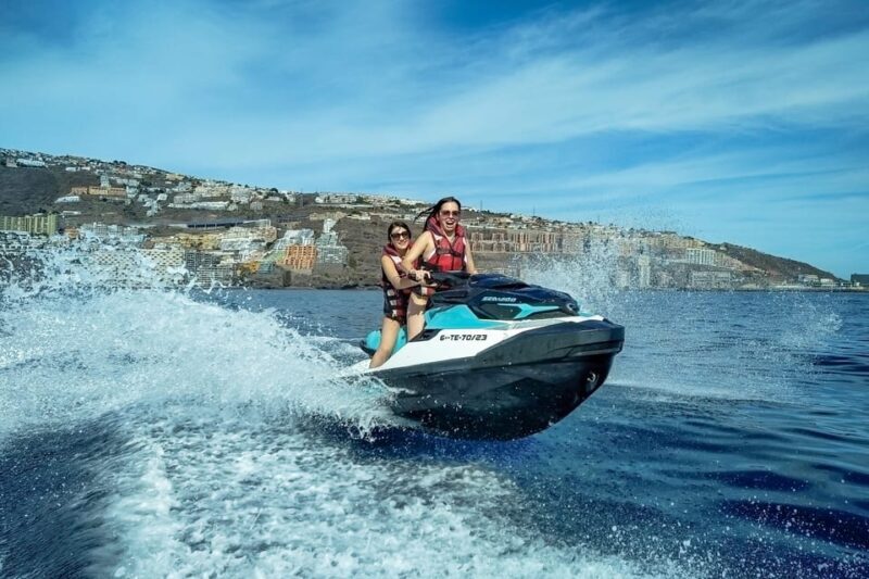 Ride the Atlantic Ocean - Practical Tips for Your Jet Ski Adventure