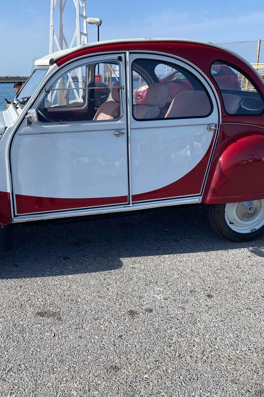 Ride with a Citroen 2CV Dolly 1989 Red-White for 12 hours - FAQ