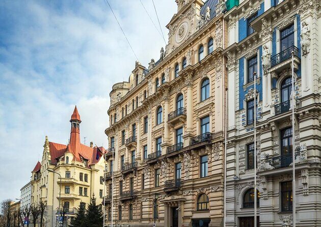 Riga Art Nouveau walking tour - Key Points