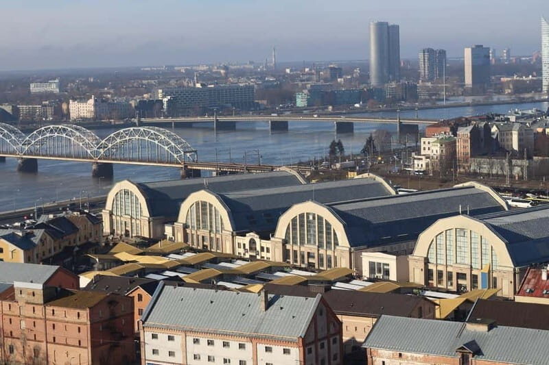 Riga Central Market Tasting Tour with Science Academy Views - The Itinerary in Detail: What to Expect from Start to Finish