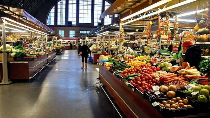 Riga Central Market Tasting Tour with Science Academy Views - Final Thoughts