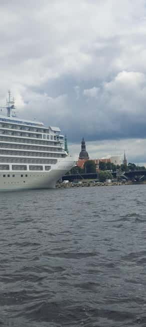 Riga: Discover the hidden pearls of Riga ! - Authentic Review Snippets & Tips