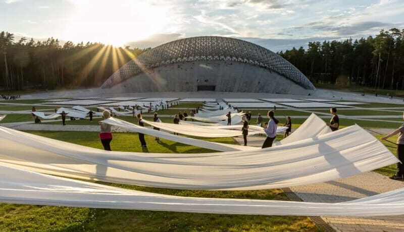 Riga: Green Spaces Bike Tour with Mezaparks and Old Town - A Thorough Look at Riga’s Green Spaces Bike Tour