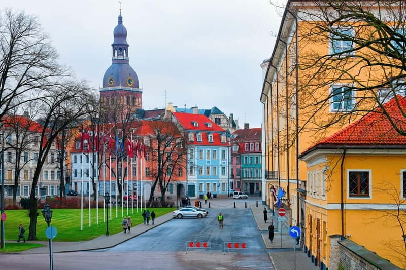 Riga: Insta-Perfect Walk with a Local - What’s Included and What’s Not