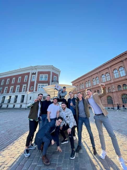 Riga: Old town pub & bar crawl, hidden gems, and local party - An Authentic Night Out in Riga: A Deep Dive