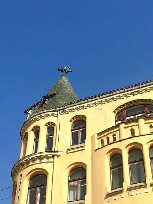 Riga: Old Town Walking Tour in a Small Group or Private - The Sum Up