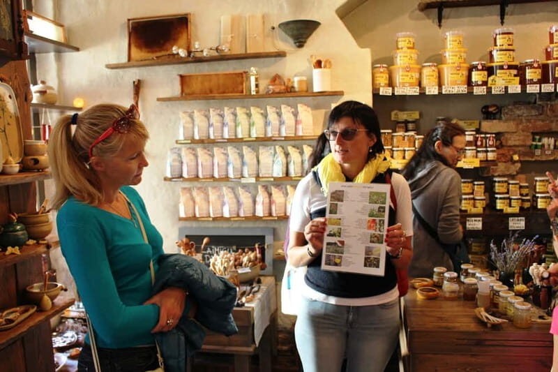 Riga: Old Town Walking Tour with Art Nouveau Highlights - What Makes This Tour Stand Out