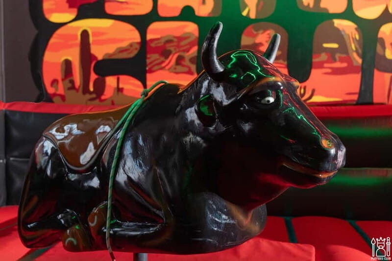 Riga: Players Club XL Entertainment Center Entry Ticket - Key Points