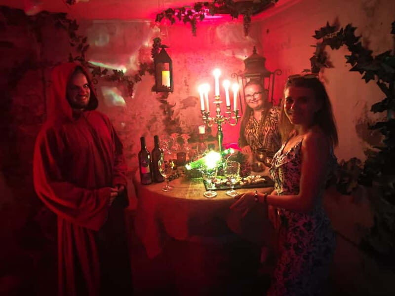 Riga Private Yacht Tour Medieval Banquet and Wine Tasting - Key Points