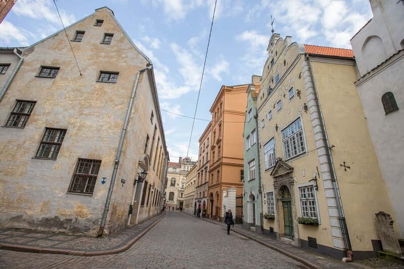 Riga's Old Center and Art Nouveau Tour - Authentic Experiences & Hidden Gems